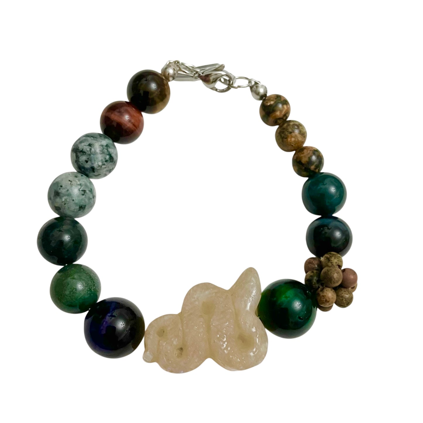 ちさとの宝箱　天然石白へびブレスレット