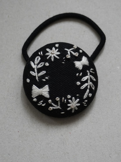 hinohikari 手刺繍ヘアゴム　フラワーリング
