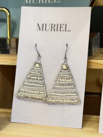MURIEL.　トライアングル　ピアス　クリアシルバー
