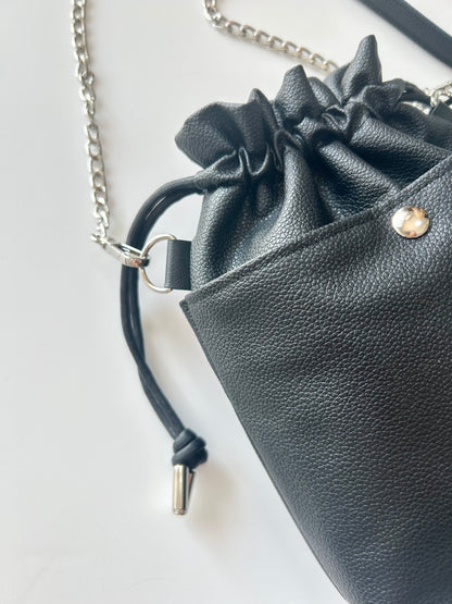 巾着ミニショルダーバッグ(No.1 ブラック) priare